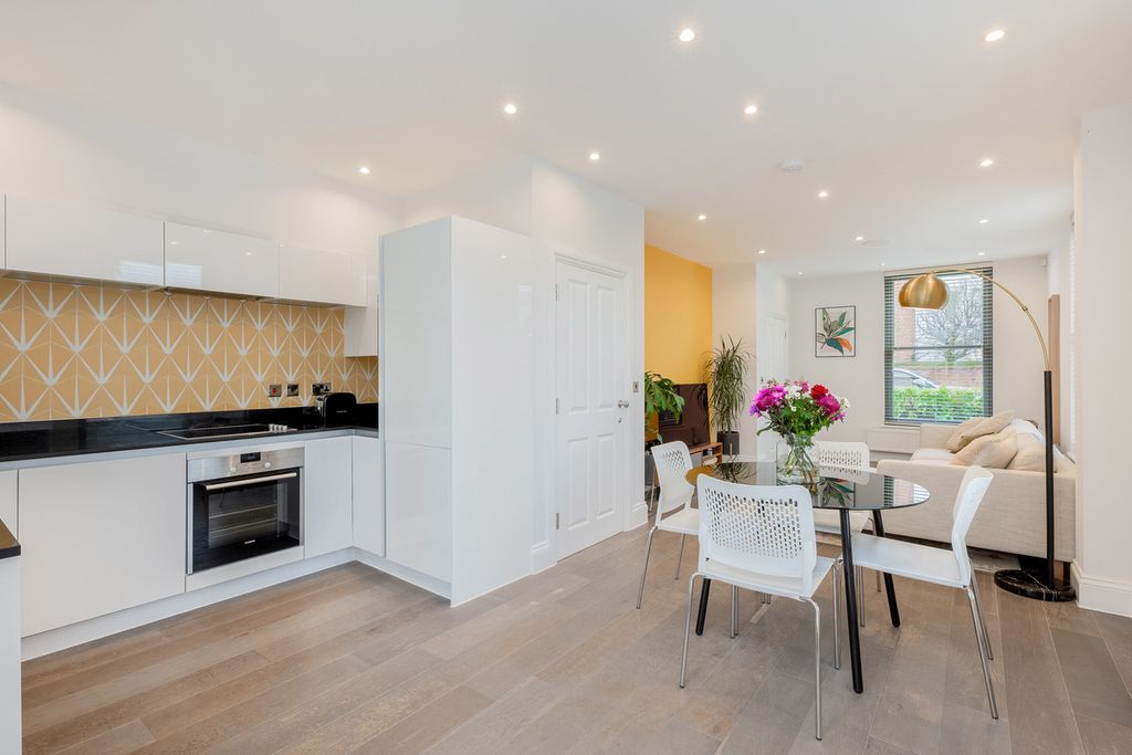 Additional image 5 of 3 bed town house for saleRosefield Street, Leamington Spa, Warwickshire CV32