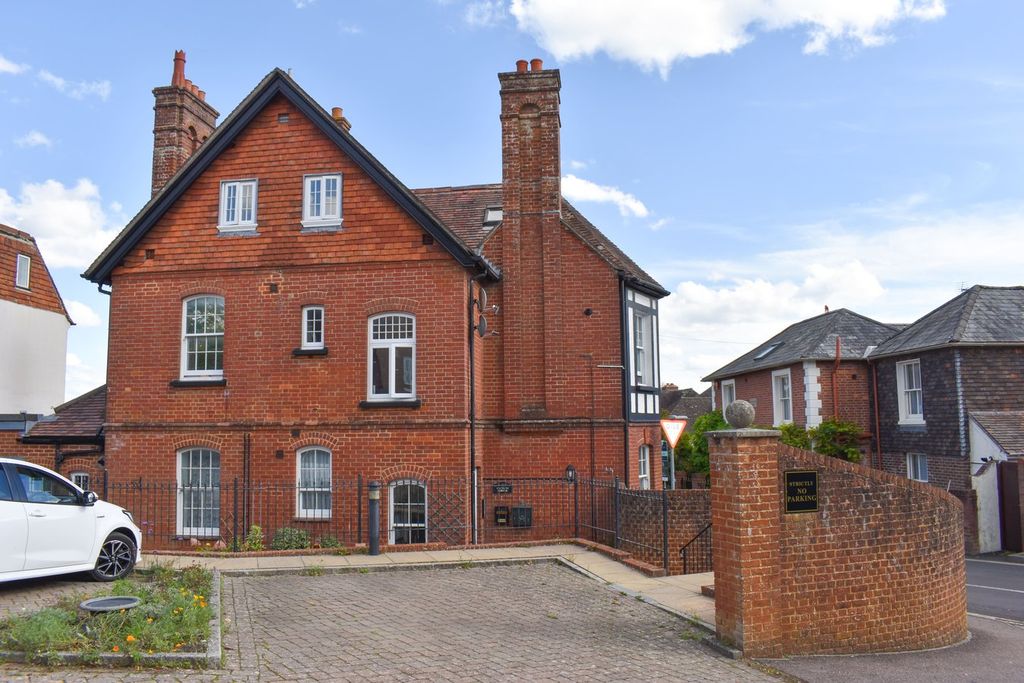 Additional image 11 of 3 bed maisonette for saleGrove Road, Lymington SO41