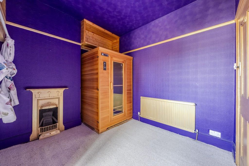 Additional image 25 of 3 bed flat for saleCliff Gardens, Leigh-On-Sea SS9