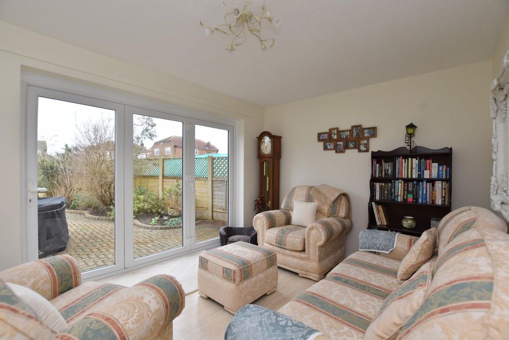 Additional image 14 of 4 bed detached house for saleQueens Road, Littlestone TN28
