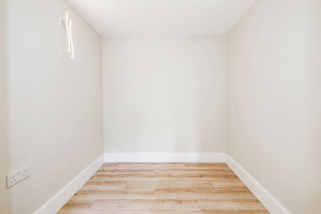 Additional image 14 of 1 bed flat for saleLondon Road, Watersfield, Pulborough, West Sussex RH20