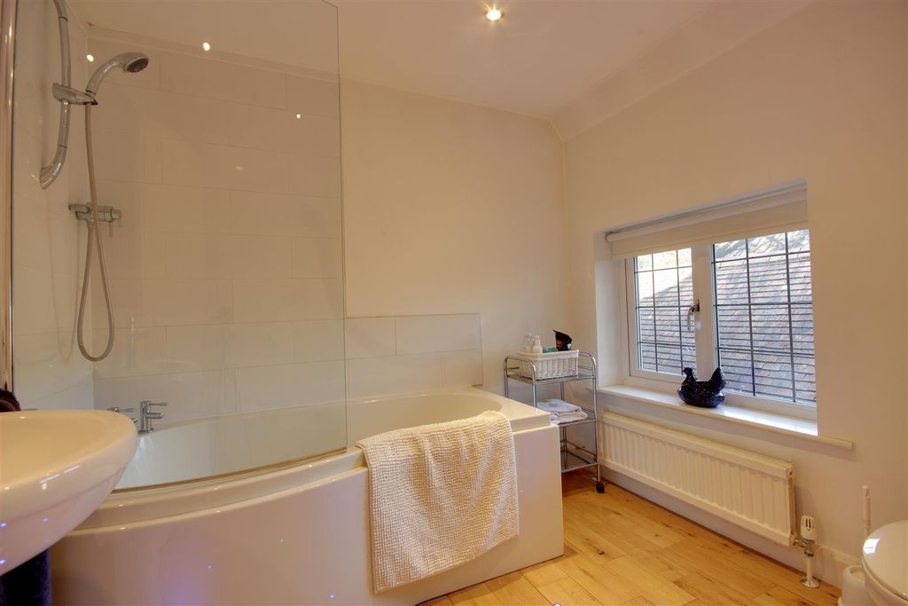 Additional image 18 of 5 bed detached house for saleStation Road, North Ferriby HU14