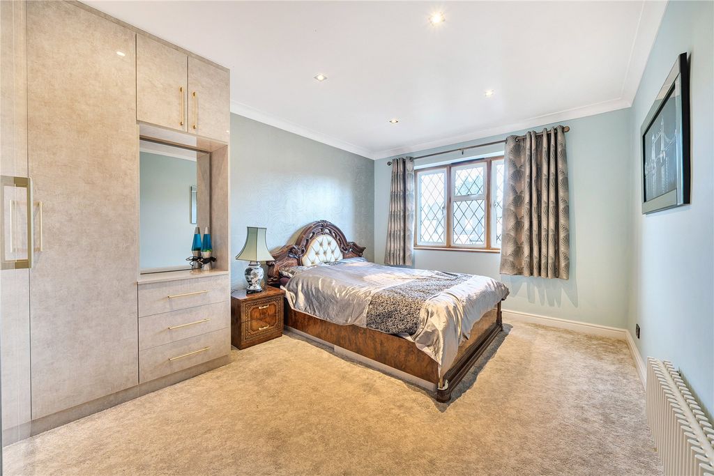 Additional image 11 of 6 bed detached house for saleSutherland Avenue, Petts Wood, Orpington BR5