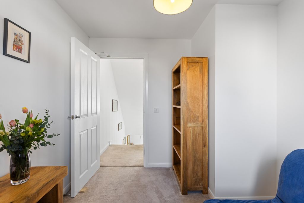 Additional image 26 of 4 bed town house for sale15 Bonaille Drive, Bilston EH25