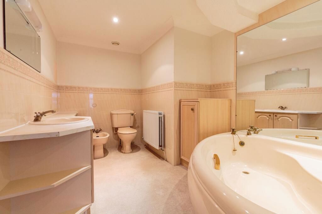 Additional image 9 of 2 bed flat for saleSunningdale Court, St. Annes, Lytham St. Annes FY8