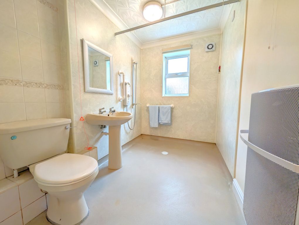 Additional image 6 of 1 bed flat for saleSutton Court, Skegness PE25
