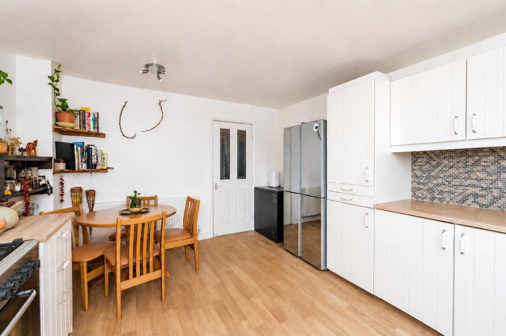 Additional image 3 of 5 bed detached house for saleLadywell Avenue, Dundee DD1