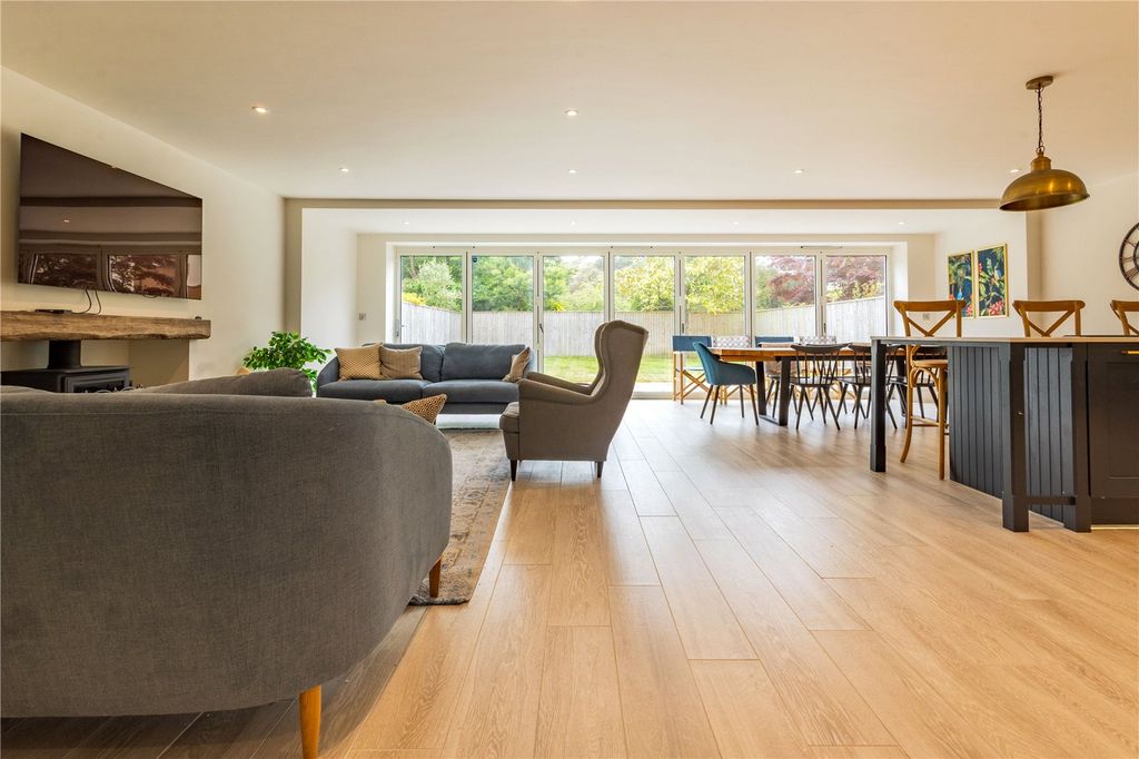 Additional image 13 of 5 bed detached house for saleNairn Road, Poole, Dorset BH13