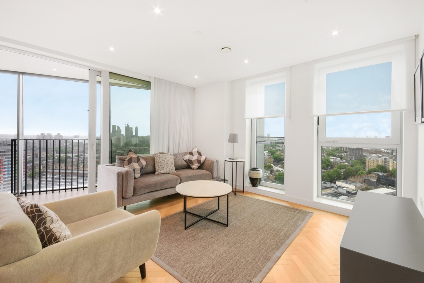 2 Bed Flat, Southwark Bridge Road, SE1, N1 7GU