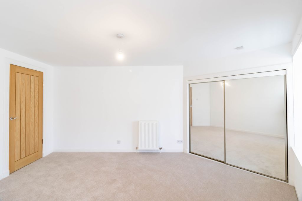 Additional image 14 of 2 bed flat for saleUpper Hall Street, Montrose DD10