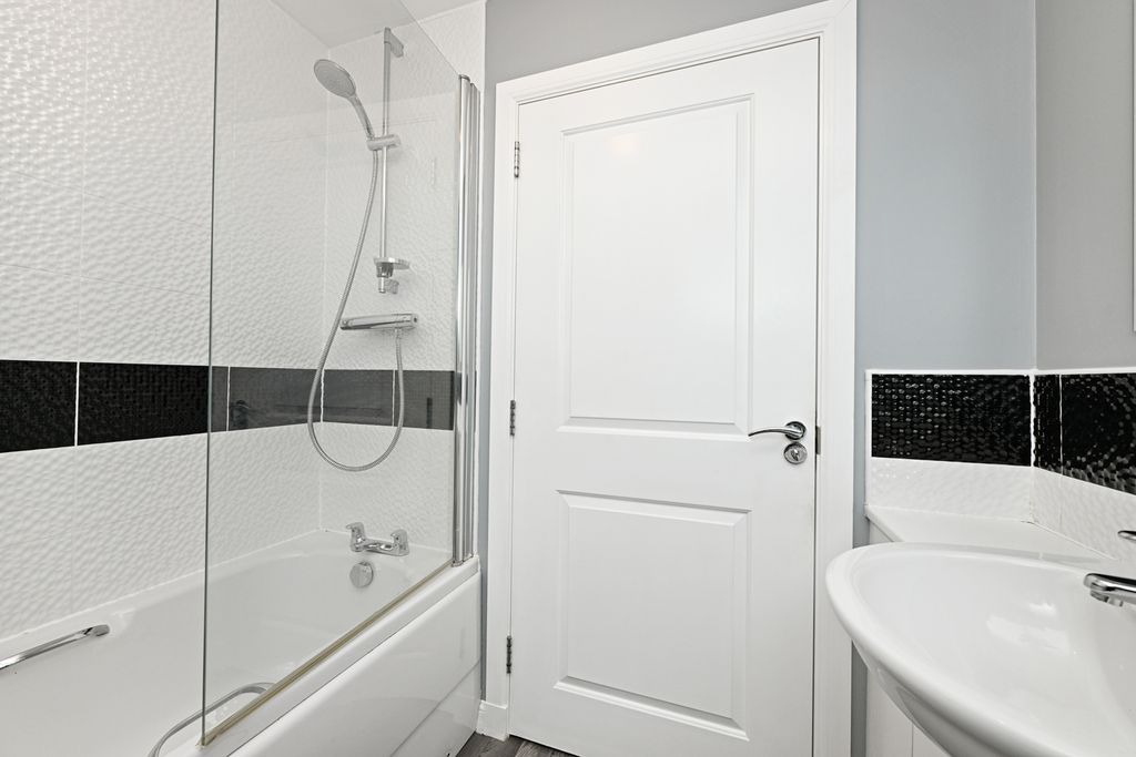Additional image 14 of 4 bed terraced house for sale2 South Chesters Place, Bonnyrigg EH19