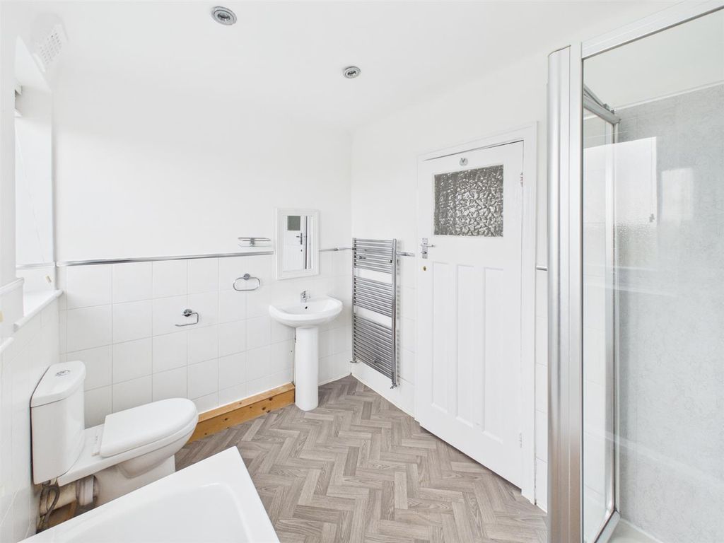 Additional image 32 of 5 bed flat for salePensby Road, Heswall, Wirral CH60