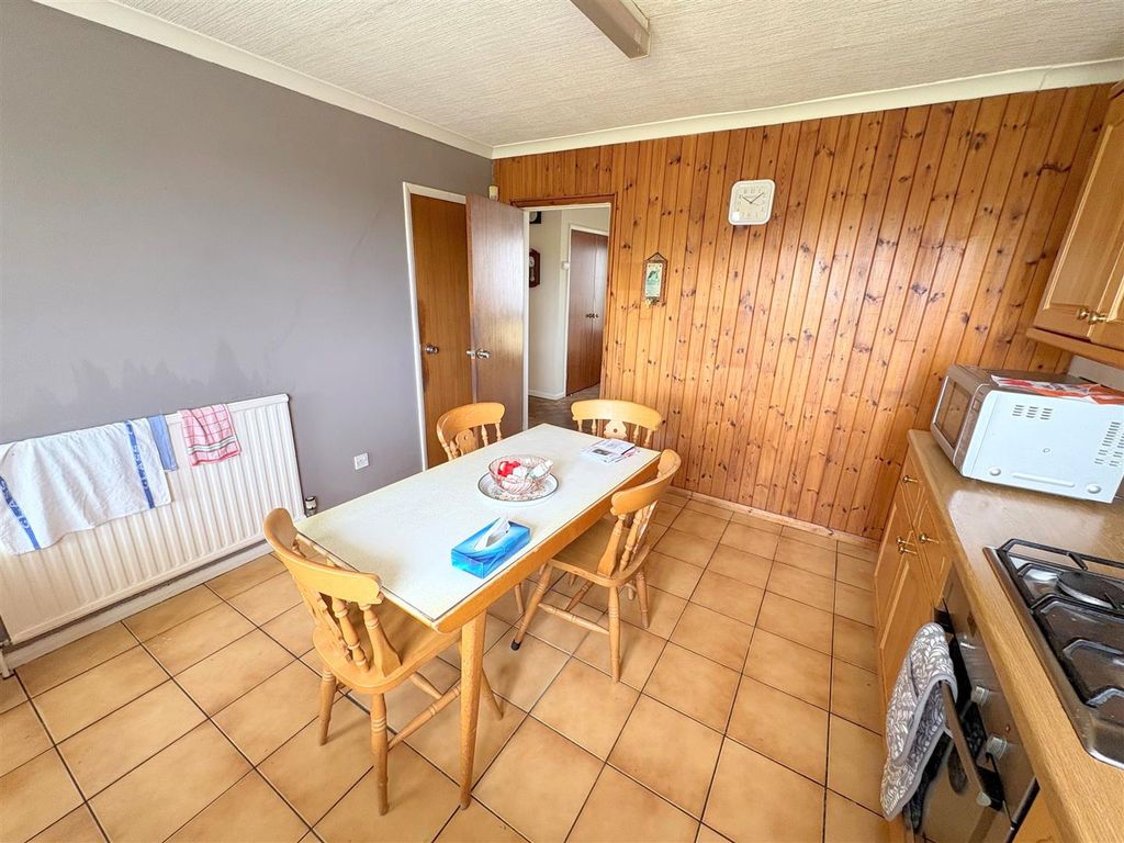 Additional image 10 of 3 bed detached house for saleYstad Celyn, Maesteg CF34