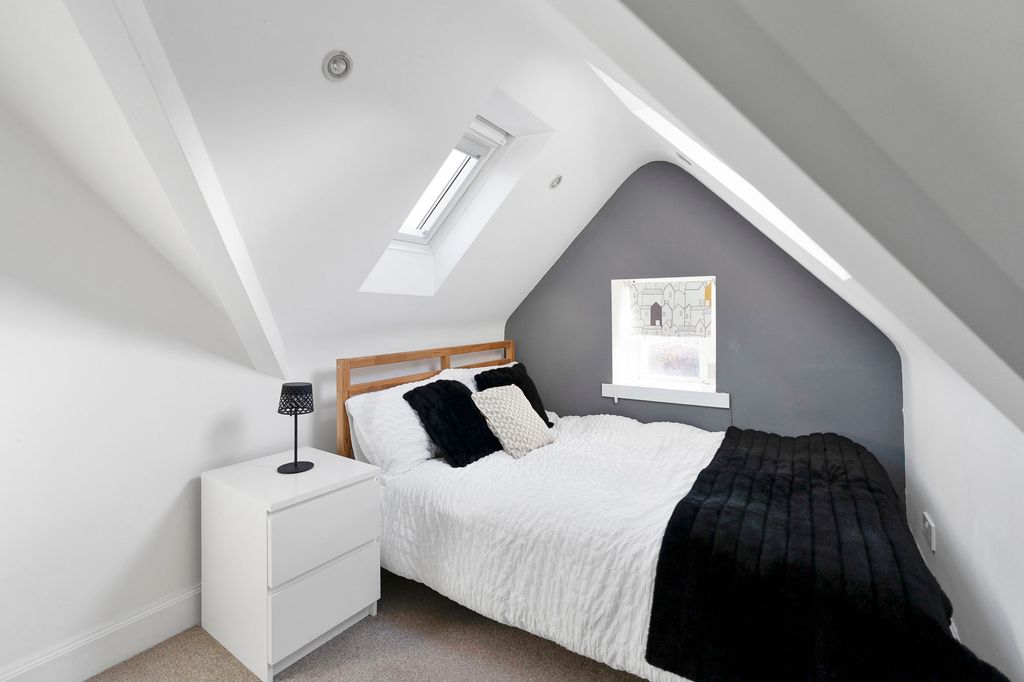 Additional image 14 of 5 bed town house for sale48 St. Baldreds Road, North Berwick EH39