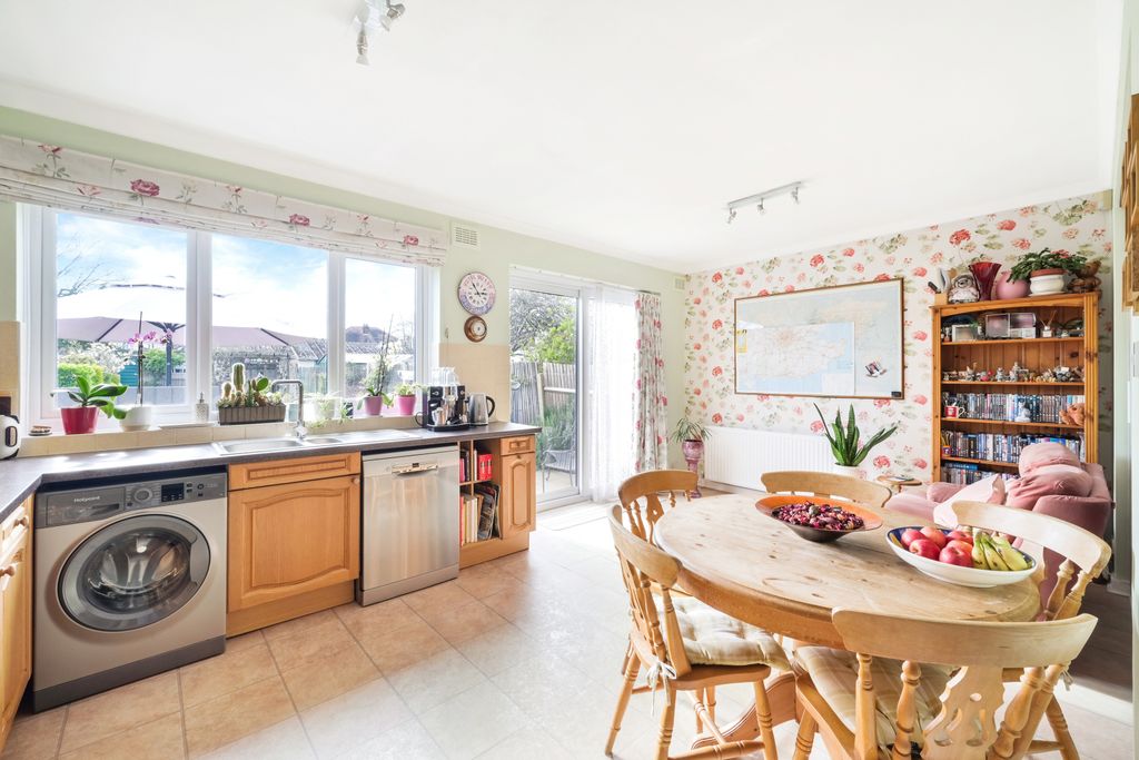 Additional image 9 of 5 bed semi-detached house for saleMaycross Avenue, Morden SM4