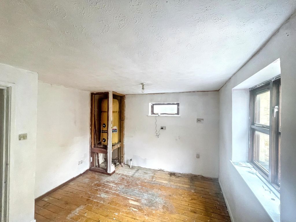Additional image 2 of 1 bed flat for saleFlat 1 Oxford House, 6 Marlborough Street, Faringdon, Oxfordshire SN7
