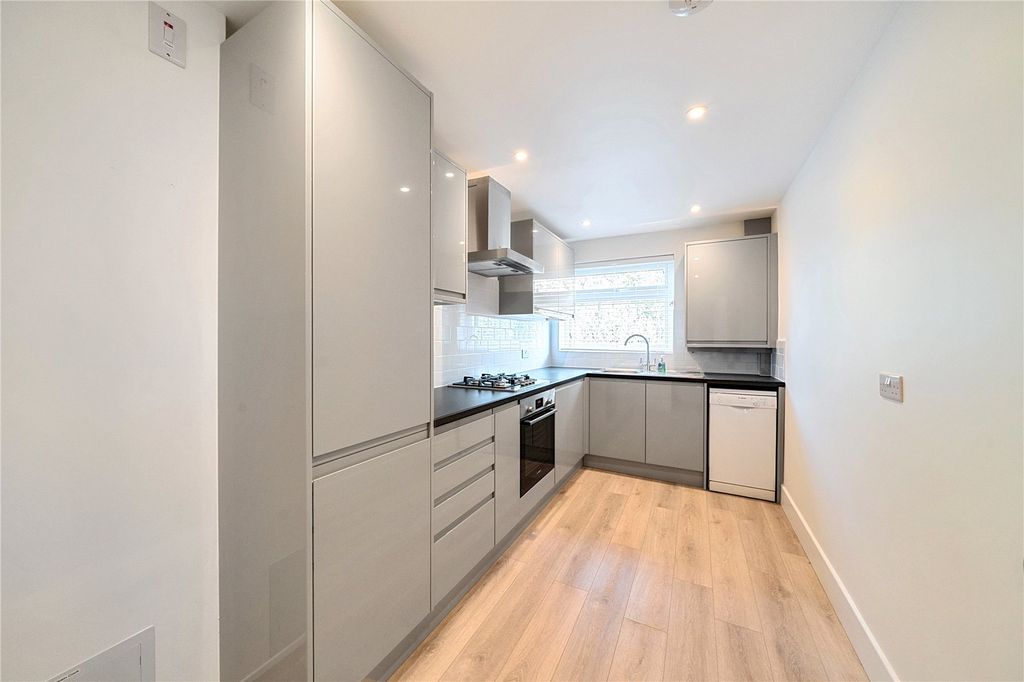 Additional image 27 of 2 bed flat for saleNigel Close, Northolt UB5