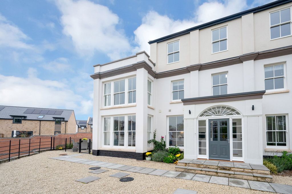 2 bed town house for saleSysonby Lodge, Melton Mowbray LE13