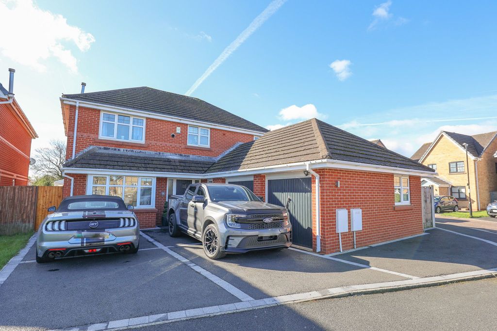 4 bed detached house for saleHadrian Road, Fairfield Park, Morecambe LA3