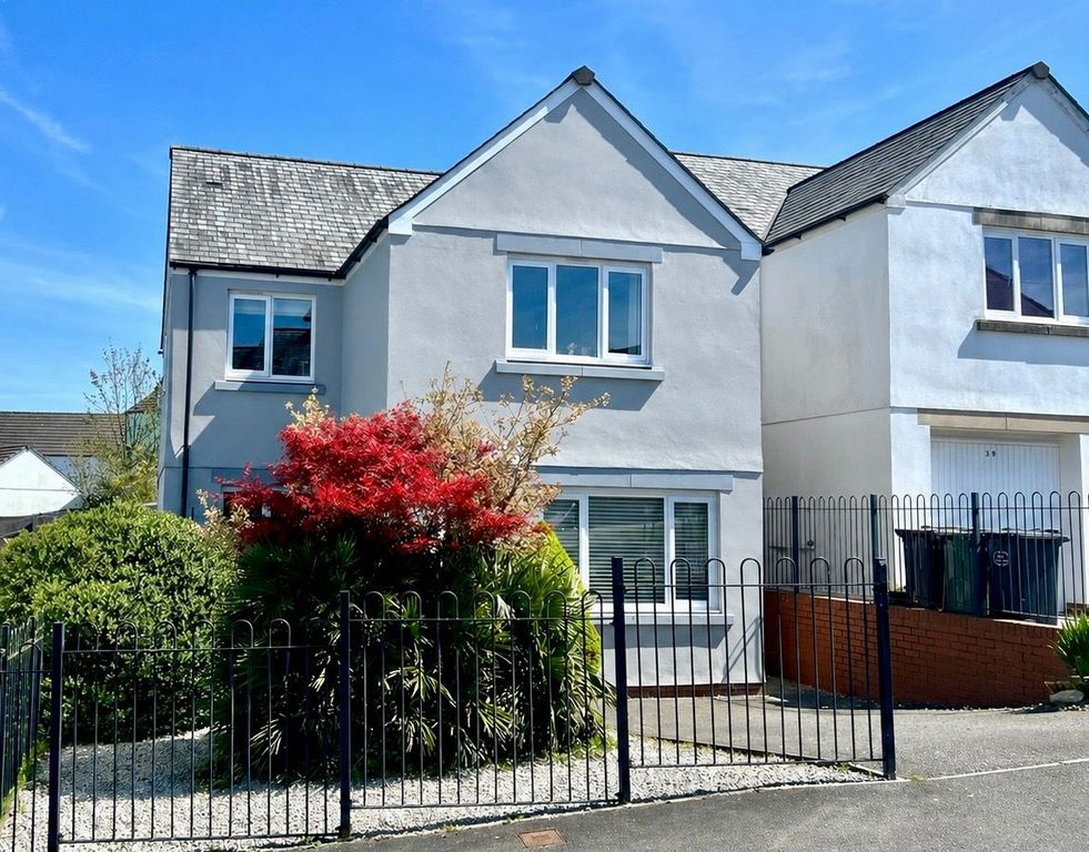 5 bed detached house for saleMountside Road, Par, Cornwall PL24
