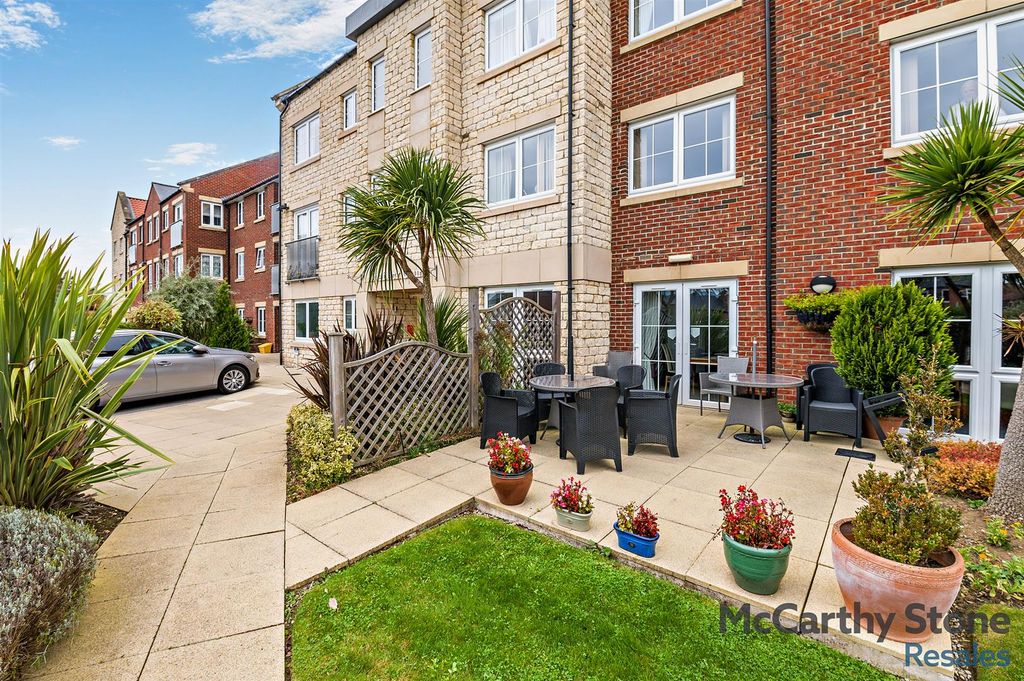Additional image 9 of 2 bed flat for saleRyebeck Court, Eastgate, Pickering YO18