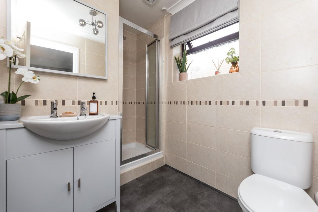 Additional image 17 of 4 bed detached house for saleHighfield Road, Pontefract WF8