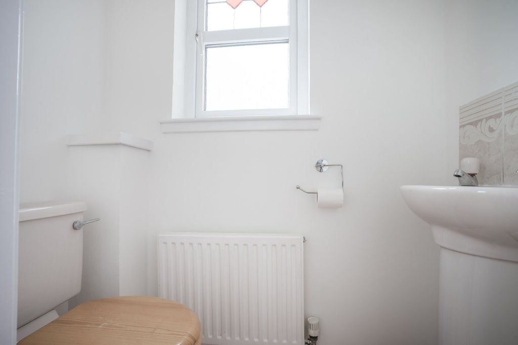 Additional image 8 of 2 bed semi-detached house for saleHalket Crescent, Carronshore, Falkirk FK2