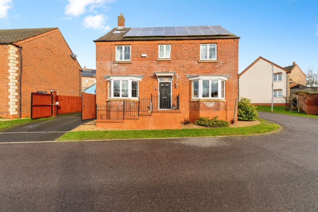5 bed detached house for saleSharter Drive, Loughborough LE11