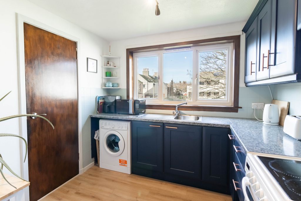 Additional image 4 of 2 bed flat for saleNorth Street, Montrose DD10
