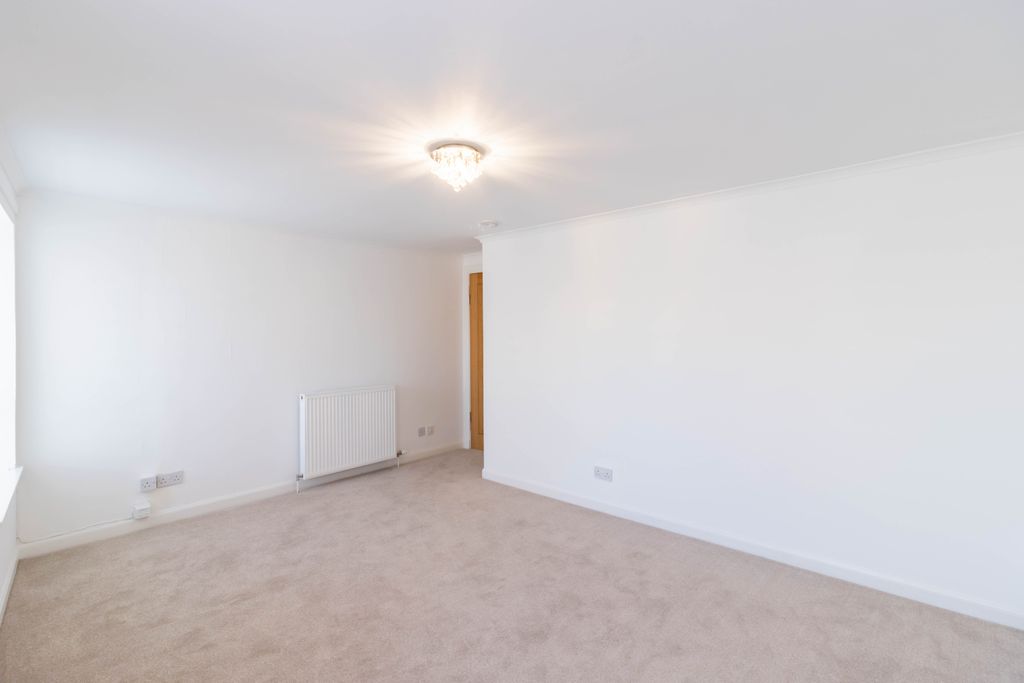 Additional image 9 of 2 bed flat for saleUpper Hall Street, Montrose DD10