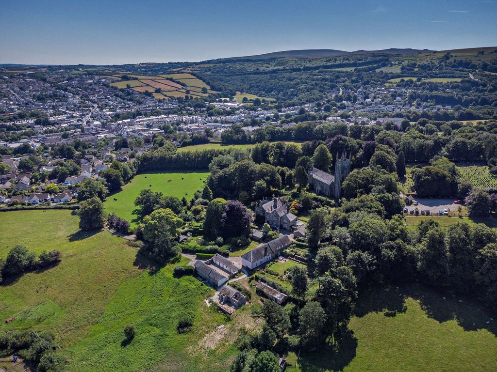 7 bed detached house for saleVicarage Road, Okehampton, Devon EX20
