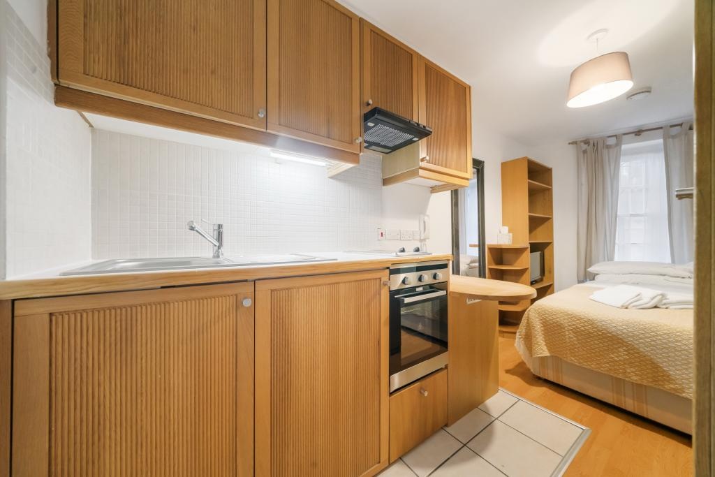 Studio Flat, Cartwright Gardens, WC1H, N1 7GU photo 2