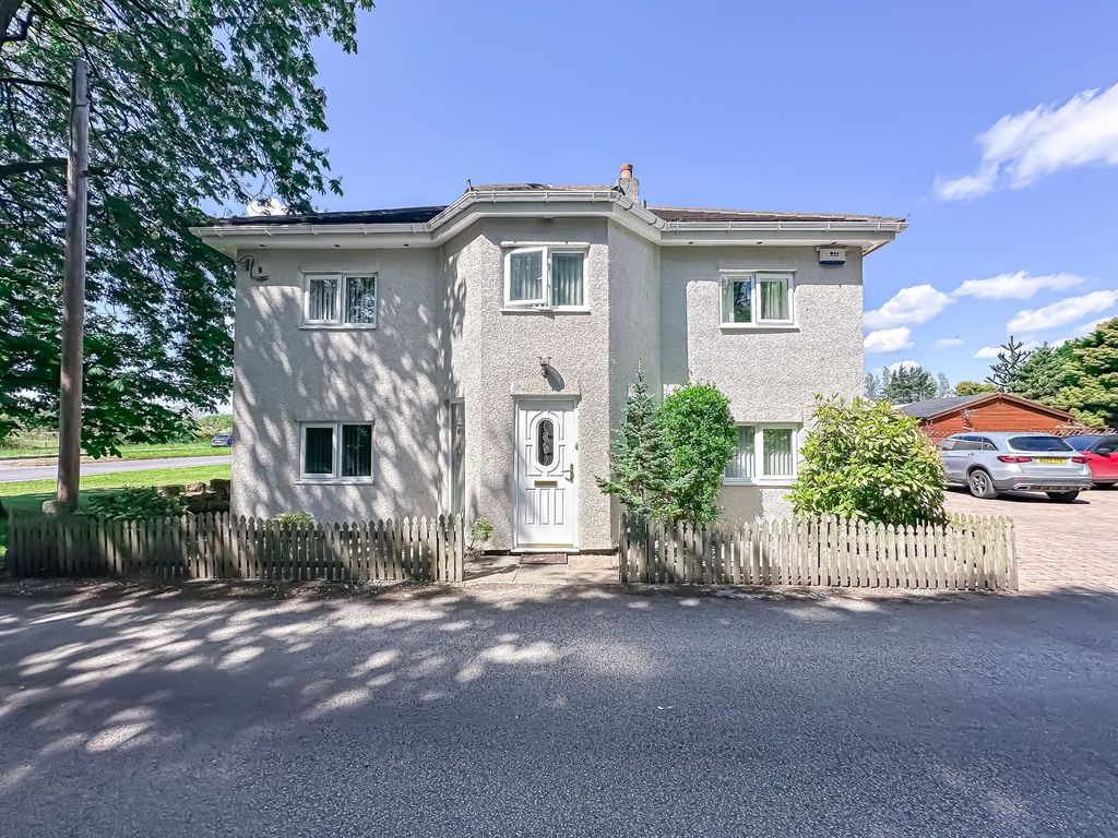 Additional image 2 of 4 bed detached house for saleChester High Road, Neston CH64