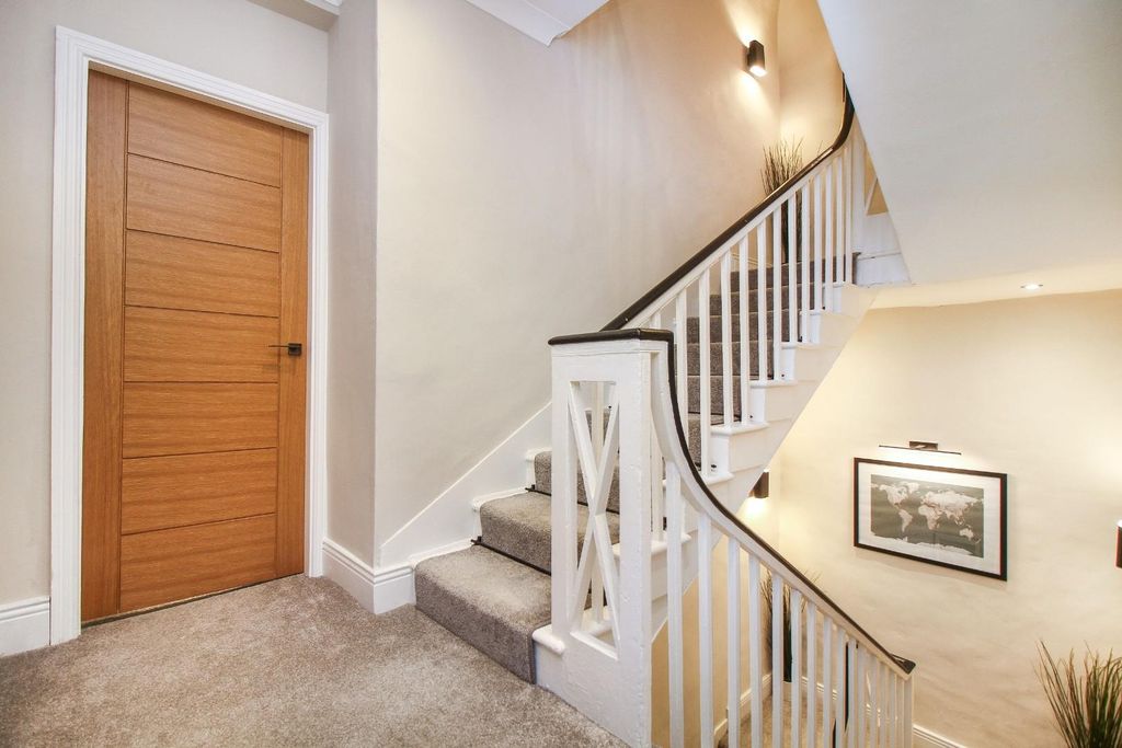 Additional image 23 of 4 bed terraced house for saleFront Street, Tynemouth NE30