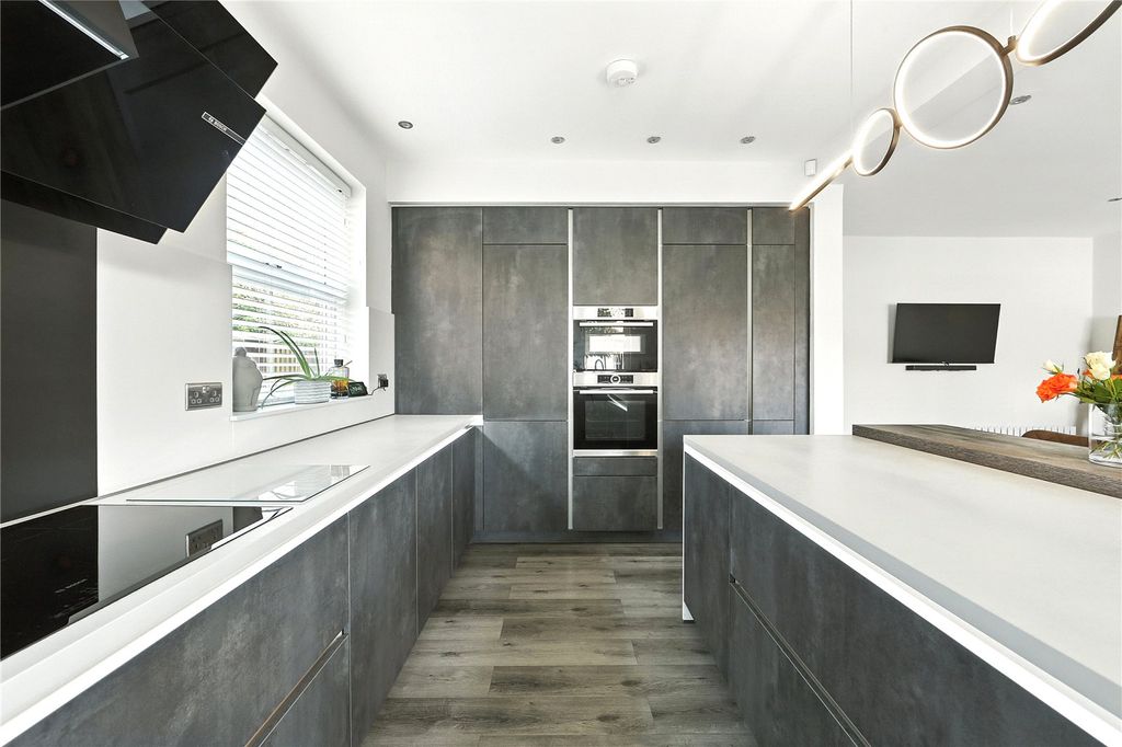 Additional image 8 of 5 bed semi-detached house for saleLondon Road, Stapeley, Nantwich, Cheshire CW5
