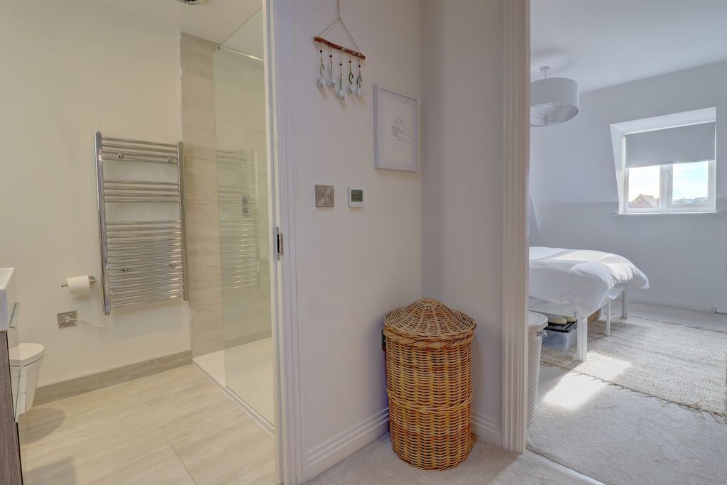 Additional image 6 of 1 bed flat for saleMalthouse Square, Princes Risborough, Buckinghamshire HP27