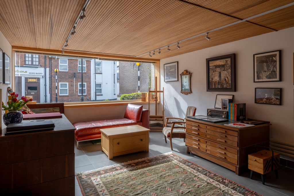 Additional image 32 of 4 bed end terrace house for saleJack House, Portsmouth, Hampshire PO1