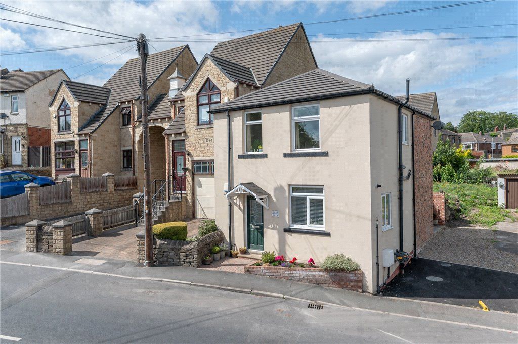 2 bed detached house for saleShill Bank Lane, Mirfield, West Yorkshire WF14