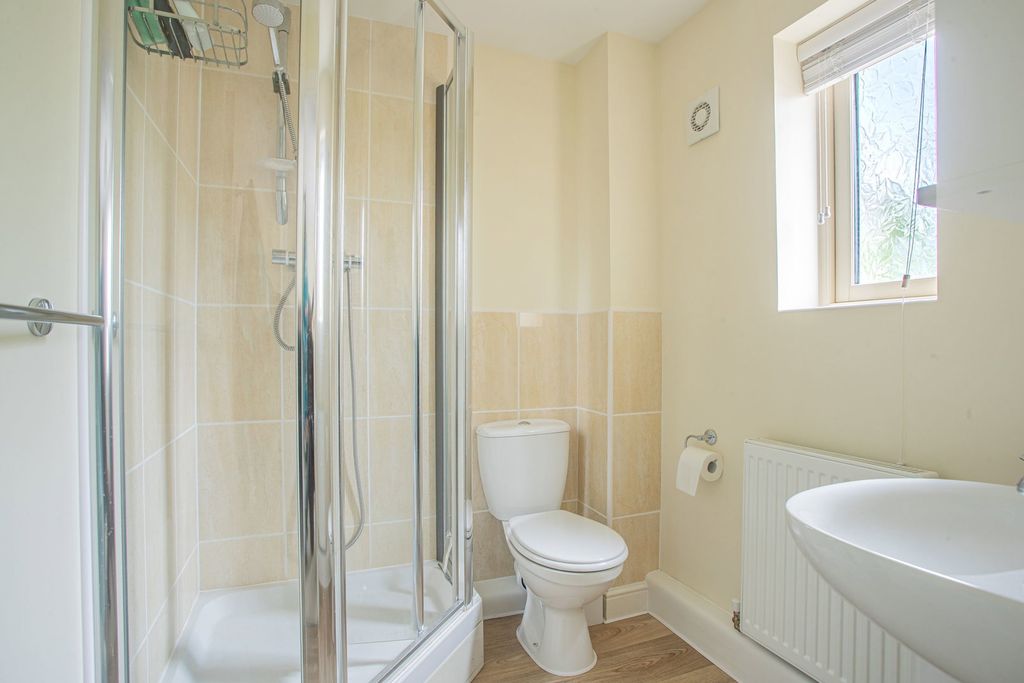 Additional image 8 of 2 bed flat for saleCornwall Close, Tetbury GL8