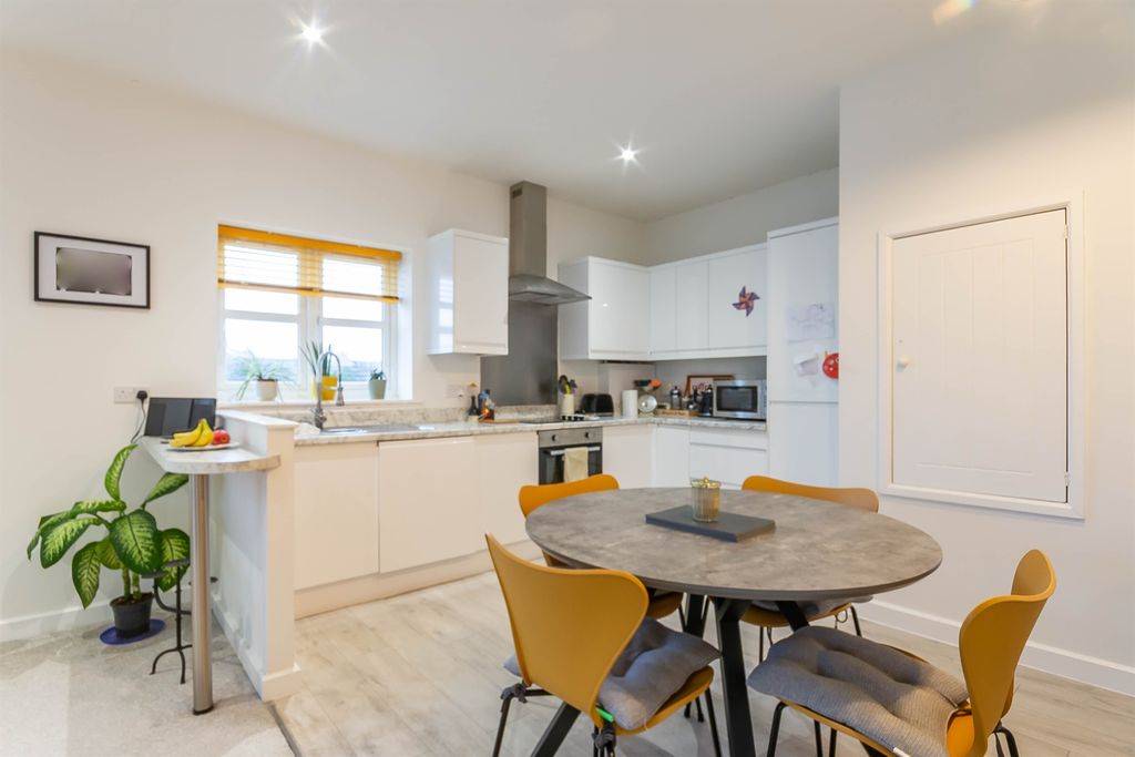 Additional image 7 of 2 bed maisonette for saleSt. Peters Avenue, Maldon CM9