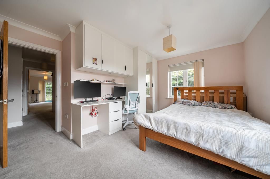 Additional image 9 of 2 bed flat for saleNewbury, Berkshire RG14