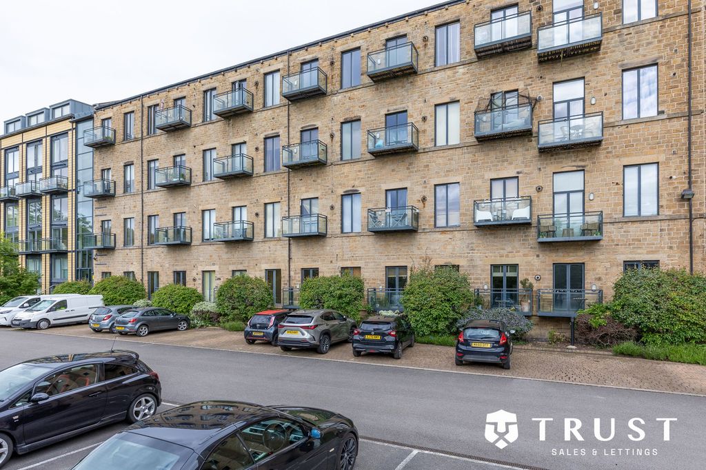 1 bed flat for saleLedgard Wharf, Mirfield WF14