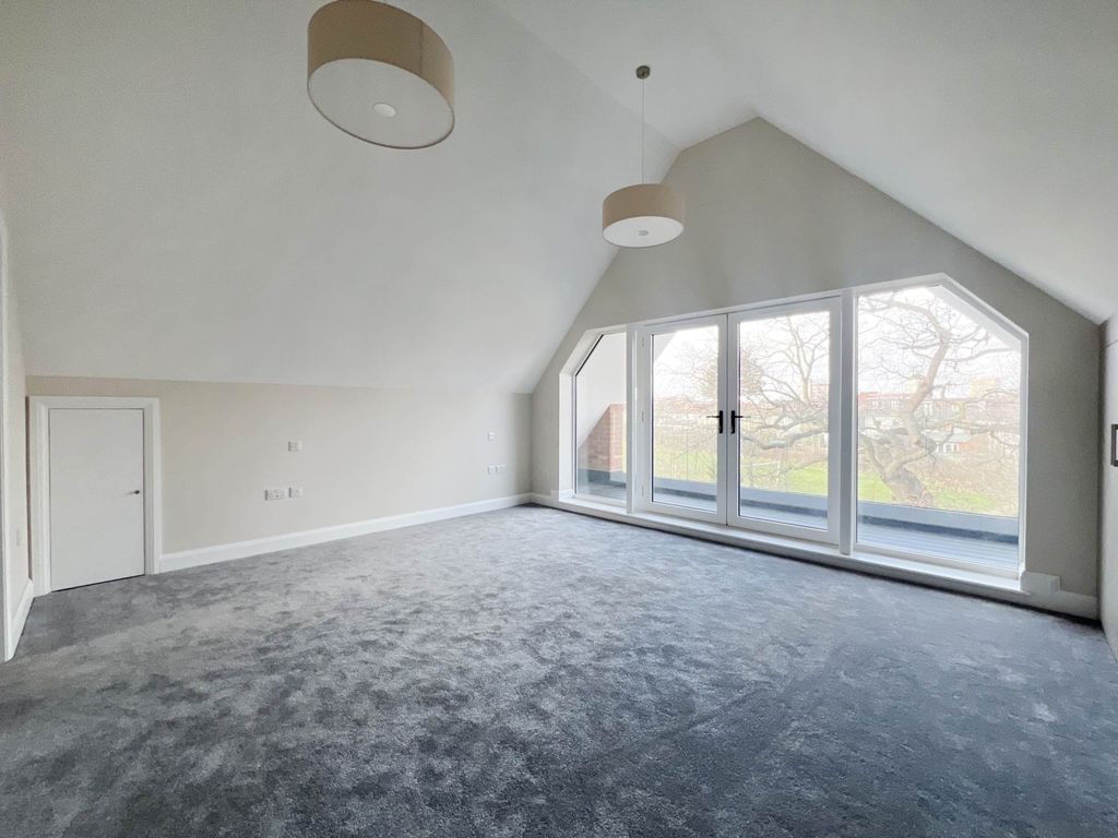 Additional image 18 of 4 bed terraced house for saleWoodfield Gardens, New Malden KT3