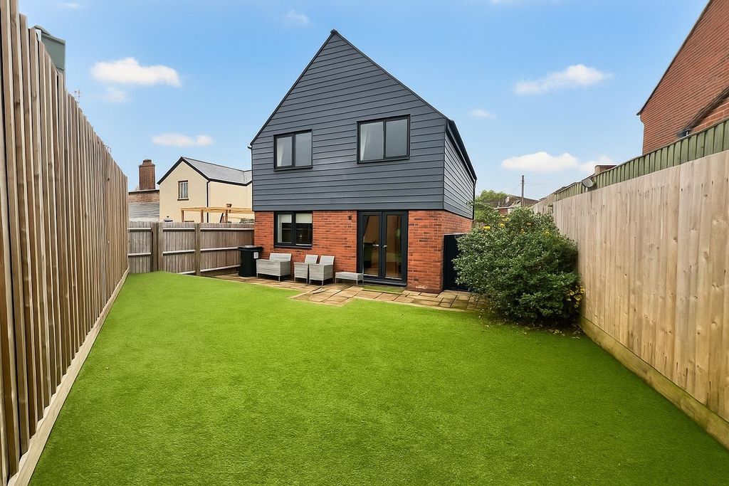 3 bed detached house for saleSilver Street, Mitcheldean GL17