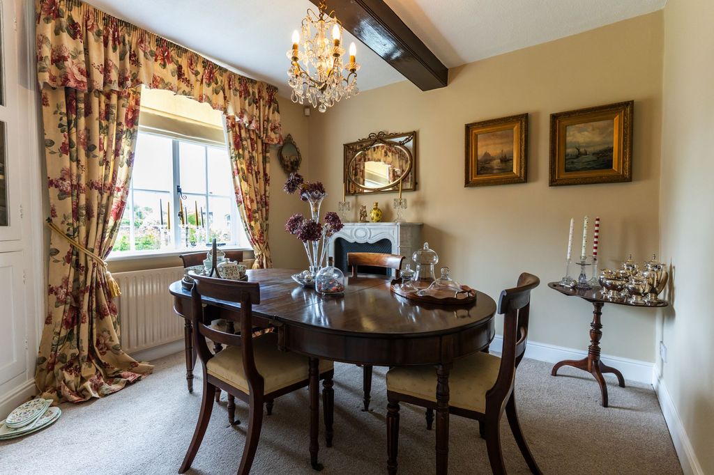 Additional image 6 of 4 bed detached house for saleThe Square, Thurnby LE7