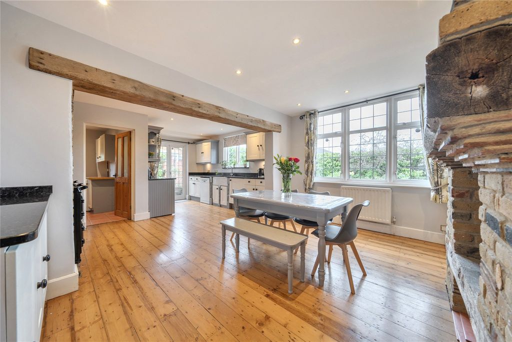 6 bed detached house for saleMada Road, Locksbottom BR6 photo 4