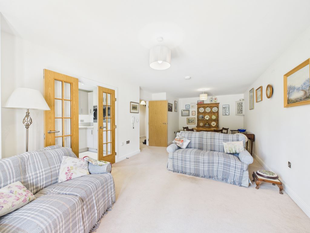 Additional image 5 of 2 bed flat for saleThe Retreat, Princes Risborough, Buckinghamshire HP27