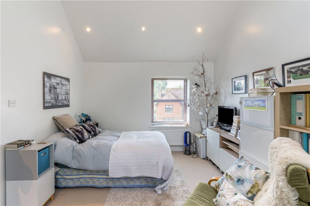 Additional image 14 of 4 bed detached house for saleHughes Close, Marlborough, Wiltshire SN8