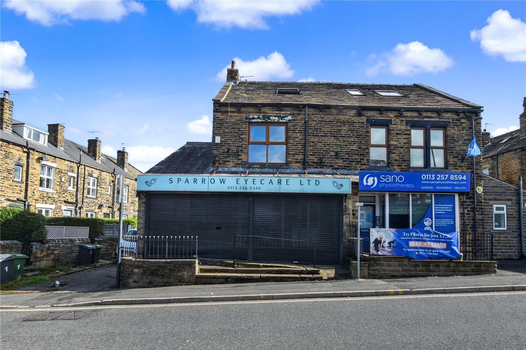 2 bed flat for saleLidget Hill, Pudsey, West Yorkshire LS28 photo 4