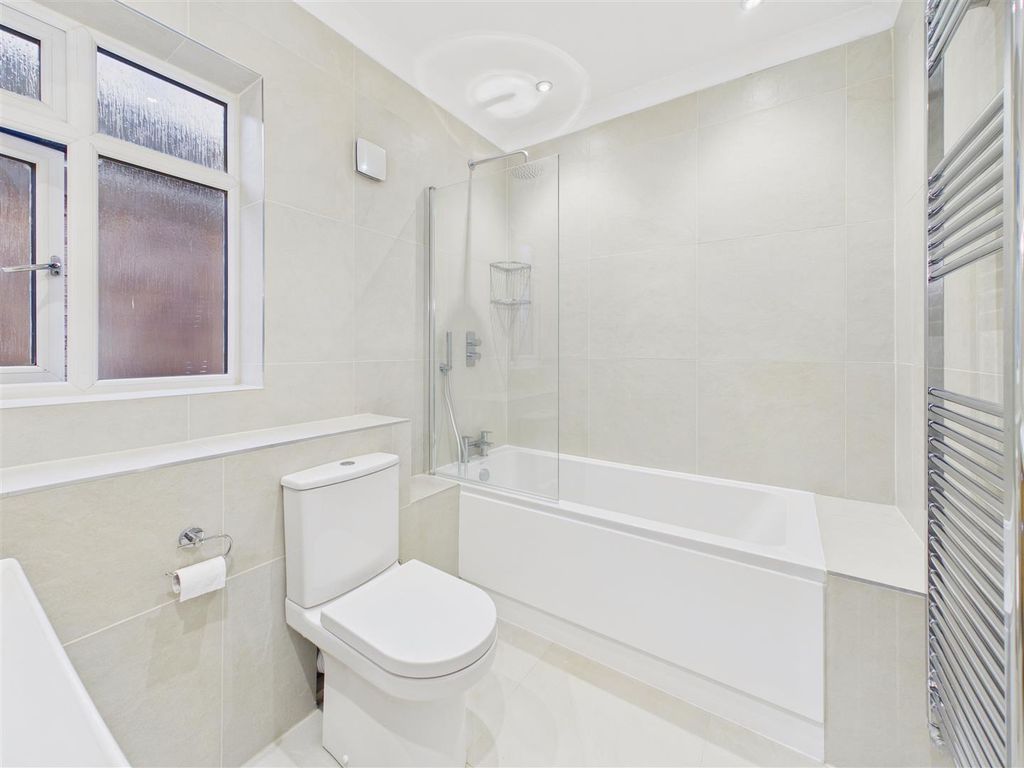 Additional image 20 of 4 bed detached house for saleThe Pickerings, North Ferriby HU14